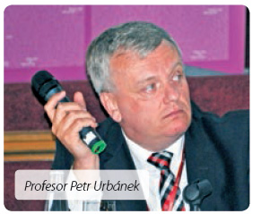 profesor Petr Urbánek, předseda České hepatologické společnosti ČLS JEP